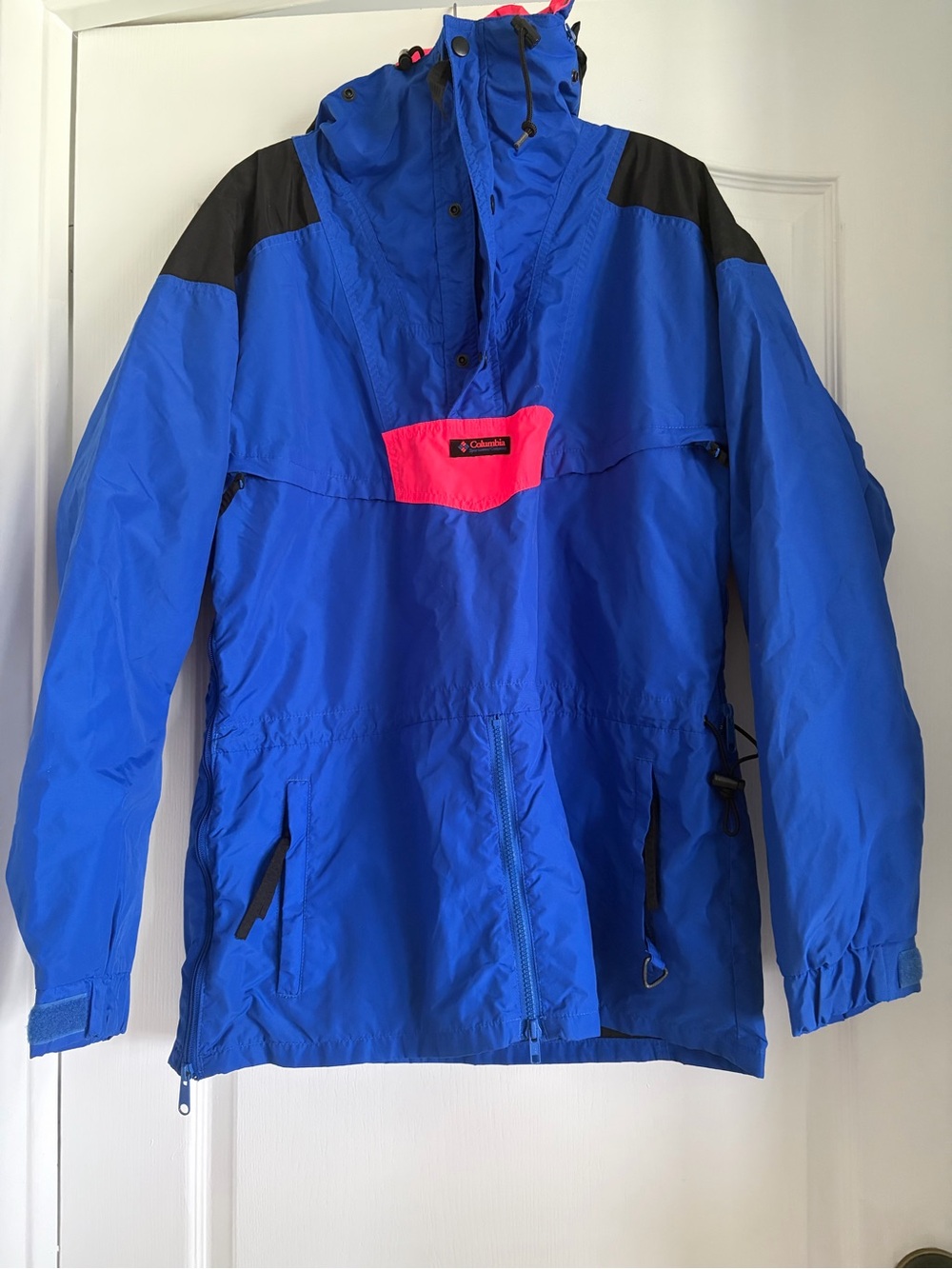Columbia Men's Blue Windbreaker Jacket with Pink Accent